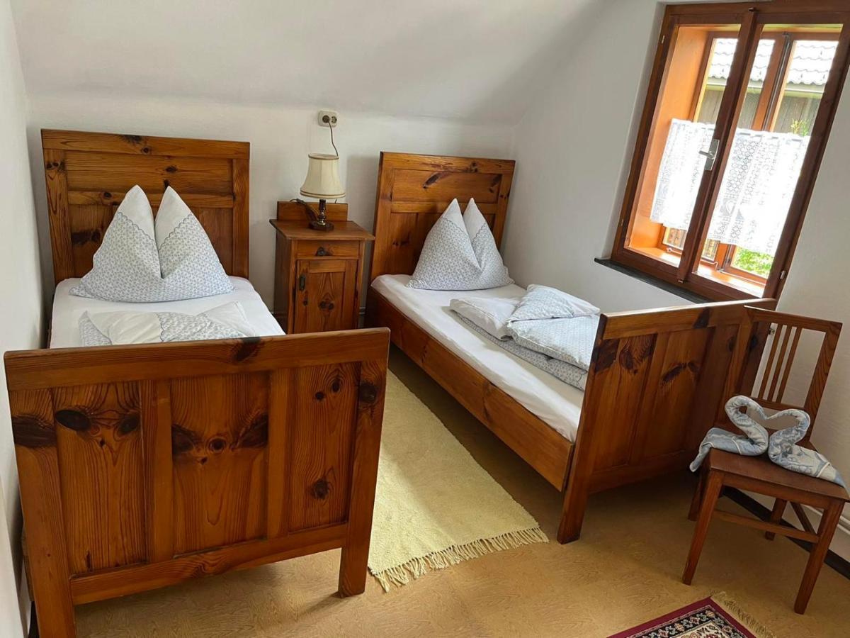 Charmantes Ferienhaus in bester Lage Keutschach am See Exterior foto