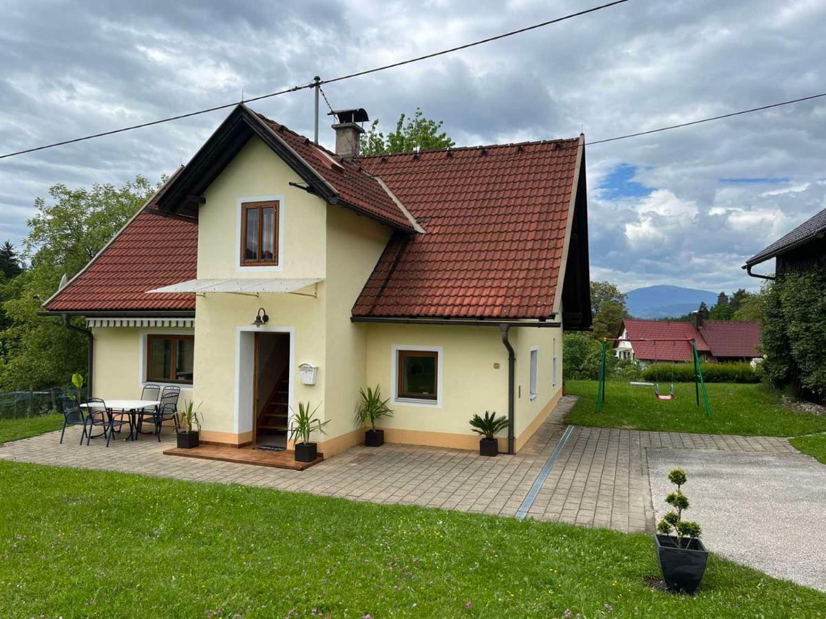 Charmantes Ferienhaus in bester Lage Keutschach am See Exterior foto